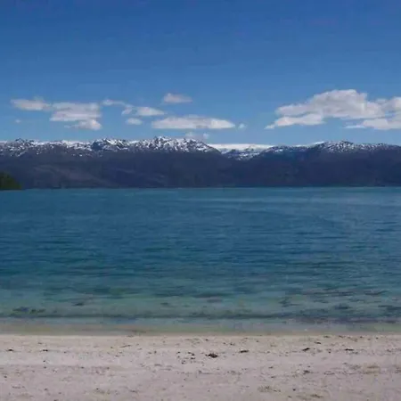 Apartment Panoramaresort: Hardangerfjord Waterfront Retreat With Boat And Sauna