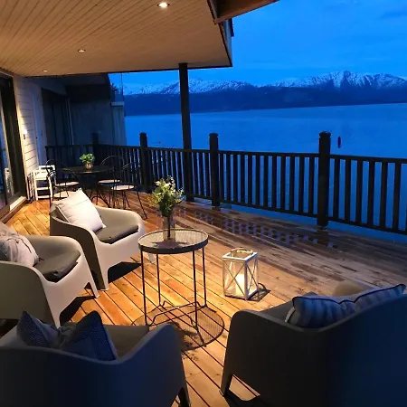 Panoramaresort: Hardangerfjord Waterfront Retreat With Boat And Sauna Apartment
