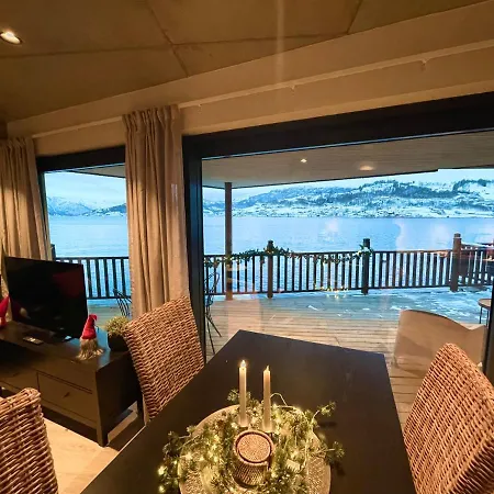 Panoramaresort: Hardangerfjord Waterfront Retreat With Boat And Sauna Apartment *