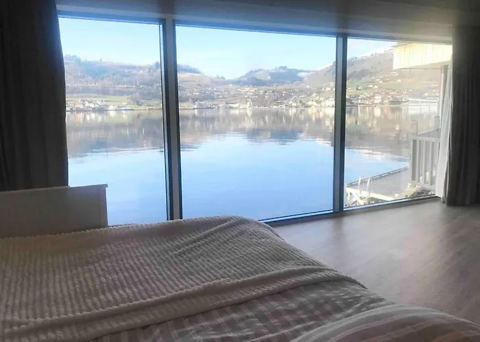 Panoramaresort In Hardangerfjorden I Sjokanten Ved Hardangerfjorden For 7 Personer Boat , Sauna,kajak, Sup For Rent *