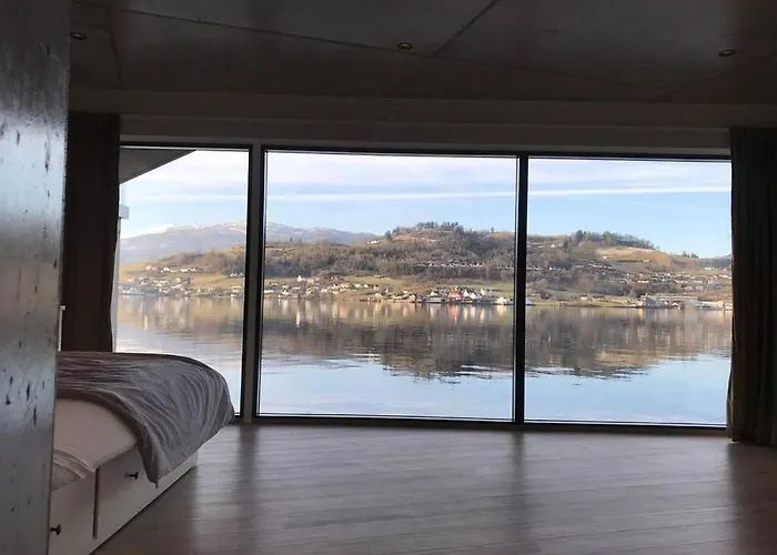 公寓 Panoramaresort In Hardangerfjorden I Sjokanten Ved Hardangerfjorden For 7 Personer Boat , Sauna,kajak, Sup For Rent 厄于斯特瑟