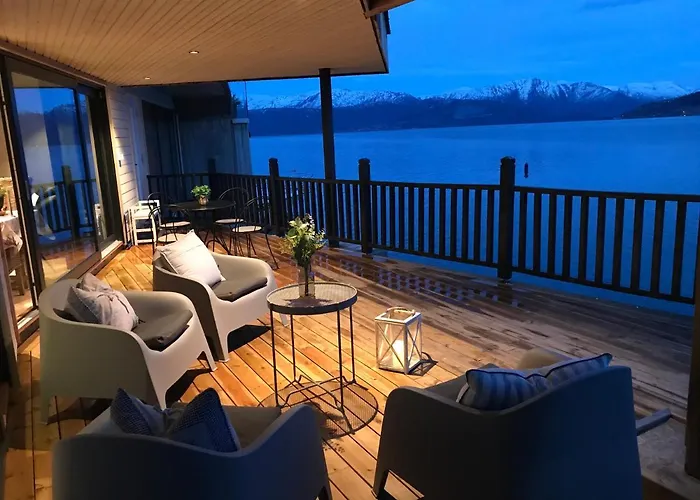 Panoramaresort In Hardangerfjorden I Sjokanten Ved Hardangerfjorden For 7 Personer Boat , Sauna,kajak, Sup For Rent 公寓