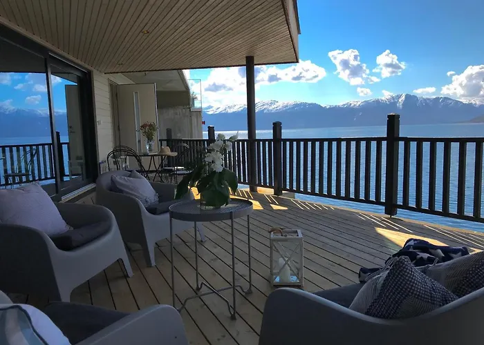 Panoramaresort In Hardangerfjorden I Sjokanten Ved Hardangerfjorden For 7 Personer Boat , Sauna,kajak, Sup For Rent 公寓 *
